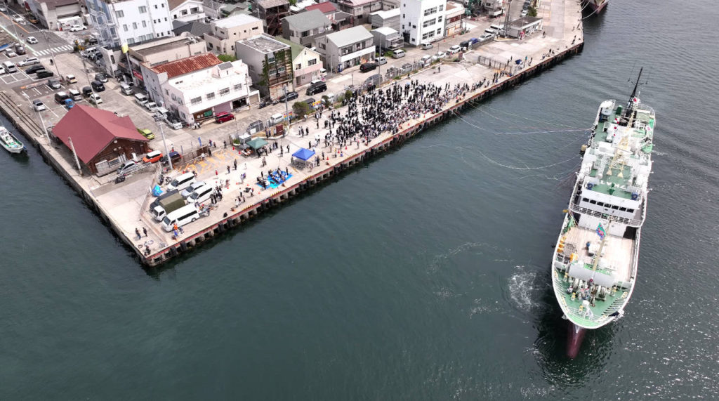 High school embarkation ceremony_16